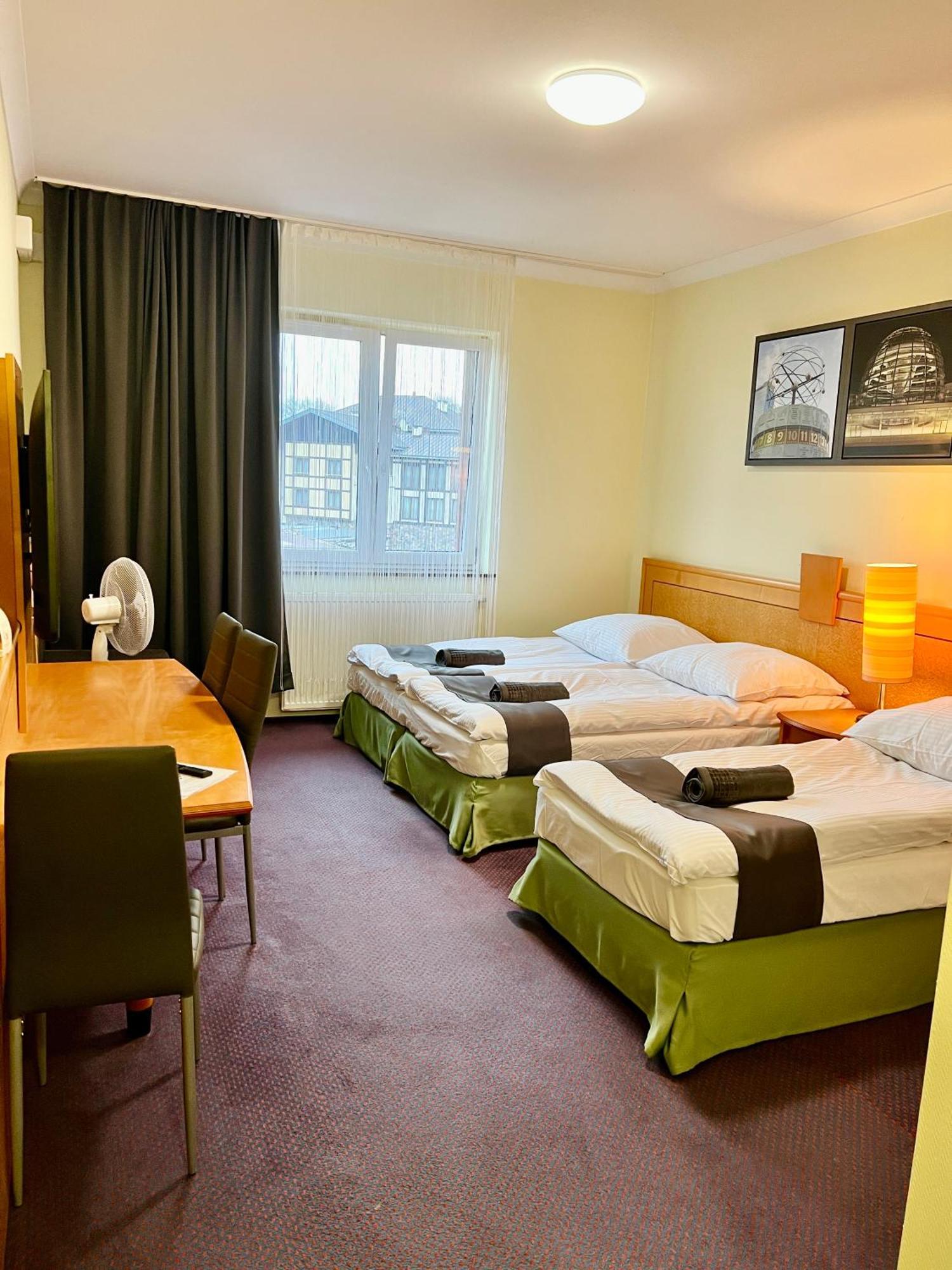 Las Slupski Apartamenty Premium Wifi Netflix Smart Tv50 Wysoka Jakosc Za Niska Cene Zapraszamy (Adults Only) Esterno foto