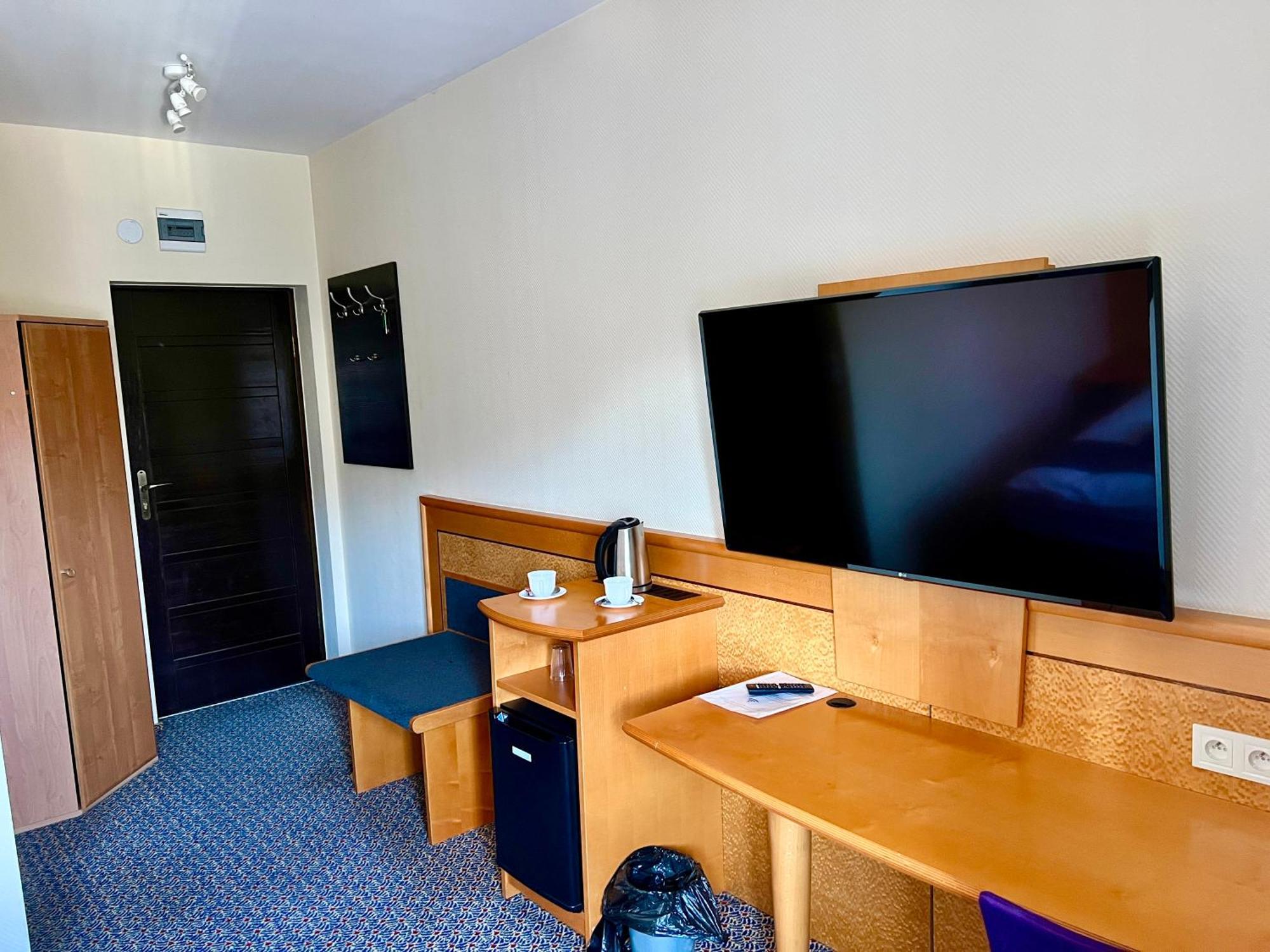 Las Slupski Apartamenty Premium Wifi Netflix Smart Tv50 Wysoka Jakosc Za Niska Cene Zapraszamy (Adults Only) Esterno foto
