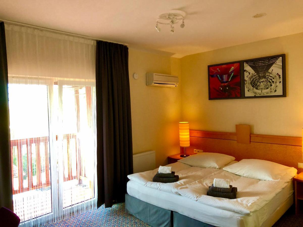 Las Slupski Apartamenty Premium Wifi Netflix Smart Tv50 Wysoka Jakosc Za Niska Cene Zapraszamy (Adults Only) Esterno foto